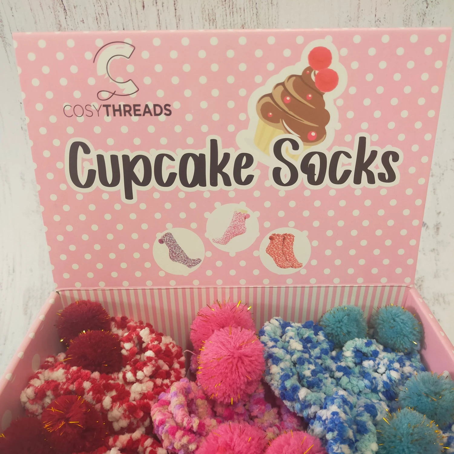 Hamper - Ladies Pamper Pack Of Sweets, Chocolates And Socks - Image 6