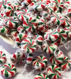 Starlight Mints 1kg - Red, White And Green
